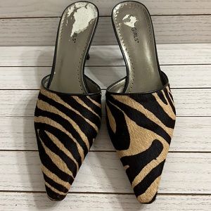 BCBGirls. Women’s leather 2” kitten heeled mule shoes. Size 9. made in Brazil .